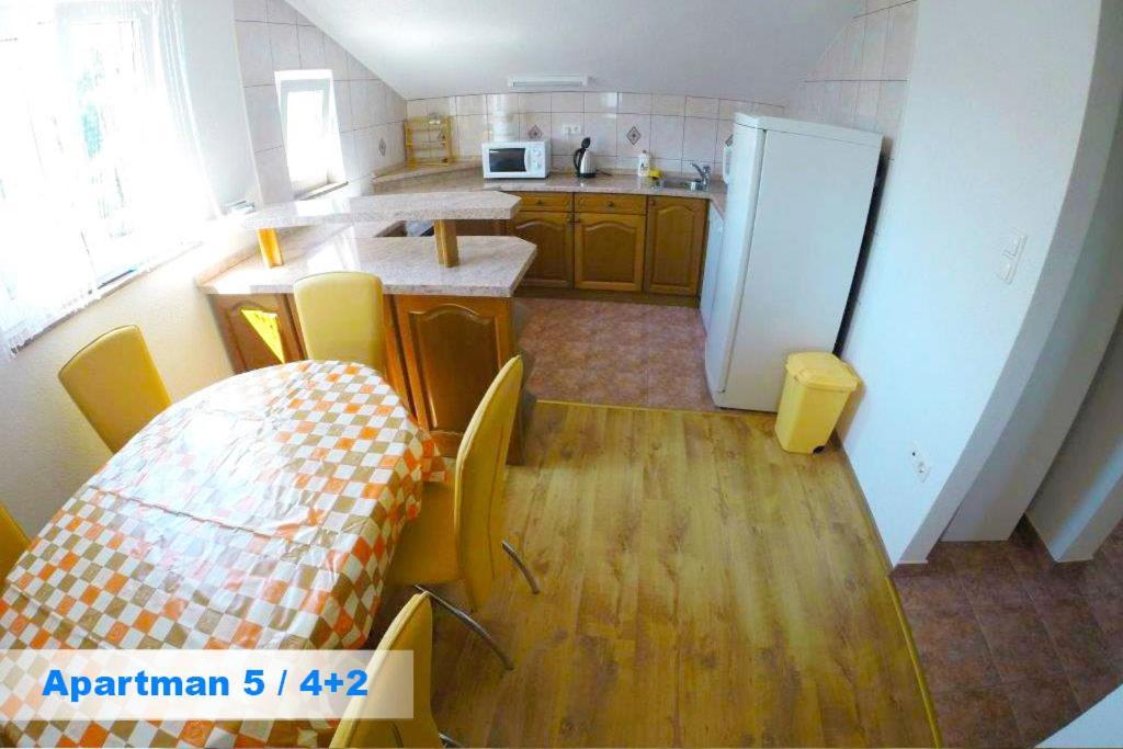 Villa Kristinka Vodice Ngoại thất bức ảnh